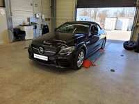 Pogled sprijeda lijevo