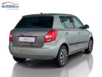 Aanzicht achter rechts