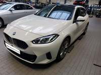 Pogled sprijeda lijevo