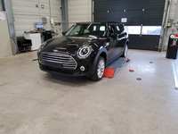 Pogled sprijeda lijevo