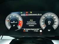 Pohľad na združený prístroj na palubnej doske