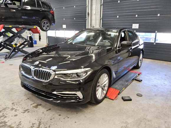 Pogled sprijeda lijevo