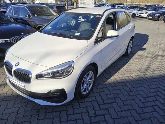 Náhled zpředu zleva