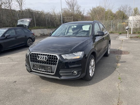 Pogled sprijeda lijevo