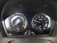 Pogled na kombinirani instrument