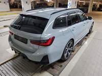 Pogled od pozadi desno