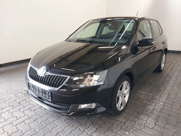 Pogled sprijeda lijevo