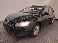 Skats no kreisās puses priekšā