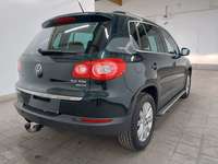 Skats no labās puses aizmugurē