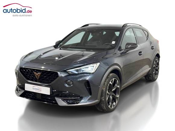 Вид спереди слева