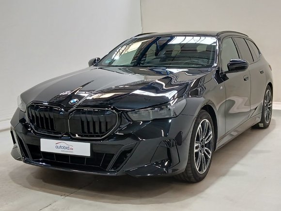 Náhled zpředu zleva