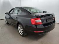 Pogled od pozadi levo