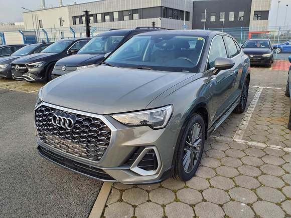 Skats no kreisās puses priekšā