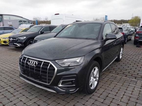 Skats no kreisās puses priekšā