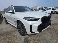 Skats no labās puses priekšā