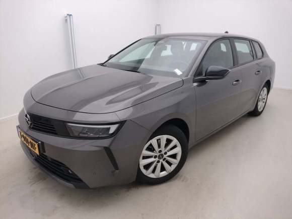 Pogled od napred levo