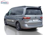 Vista traseira esquerda