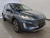 Skats no labās puses priekšā