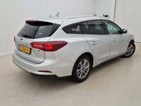 Widok z tyłu po stronie prawej