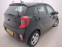 Pogled od pozadi desno