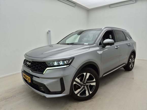 Pogled od napred levo