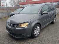 Pogled sprijeda lijevo