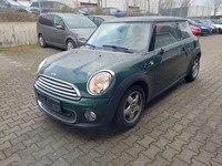 Pogled sprijeda lijevo