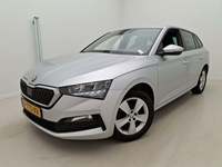 Pogled sprijeda lijevo