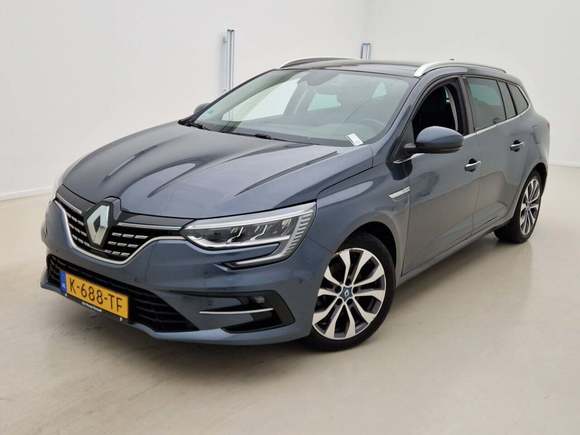 Вид спереди слева