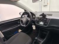 Вид на салон