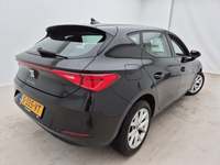 Widok z tyłu po stronie prawej