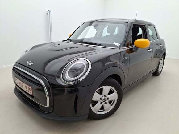 Pogled od napred levo