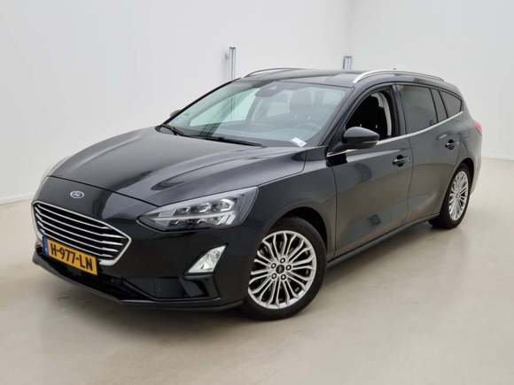 Pogled od napred levo