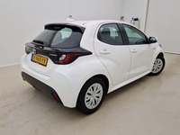 Pogled od pozadi desno