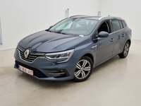 Pogled sprijeda lijevo