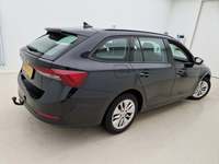 Aanzicht achter rechts