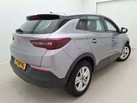 Aanzicht achter rechts