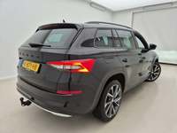 Widok z tyłu po stronie prawej