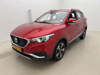 Skats no kreisās puses priekšā