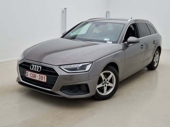 Skats no kreisās puses priekšā