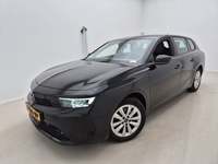 Skats no kreisās puses priekšā