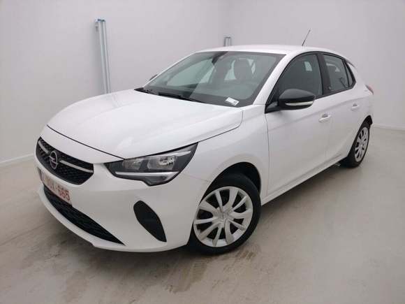 Skats no kreisās puses priekšā