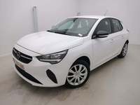 Skats no kreisās puses priekšā