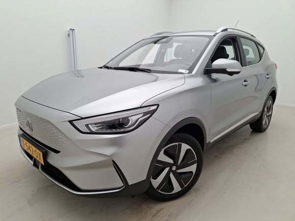 Pogled od napred levo