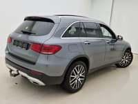 Pogled od pozadi desno