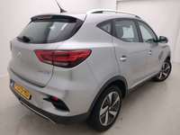 Aanzicht achter rechts