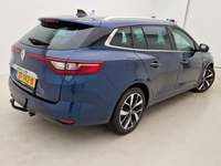 Aanzicht achter rechts