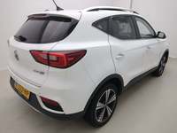 Aanzicht achter rechts