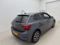 Aanzicht achter rechts