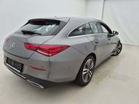 Aanzicht achter rechts